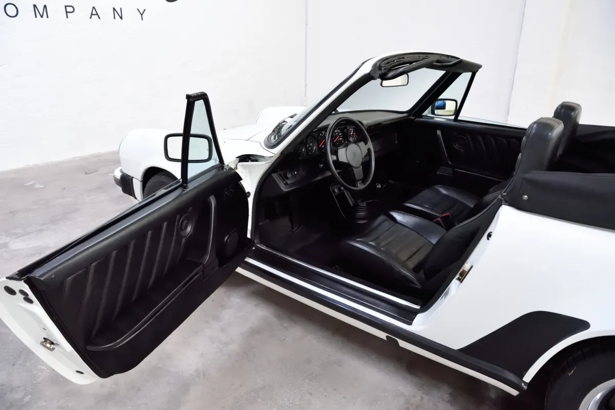 Porsche 911 SC Cabrio