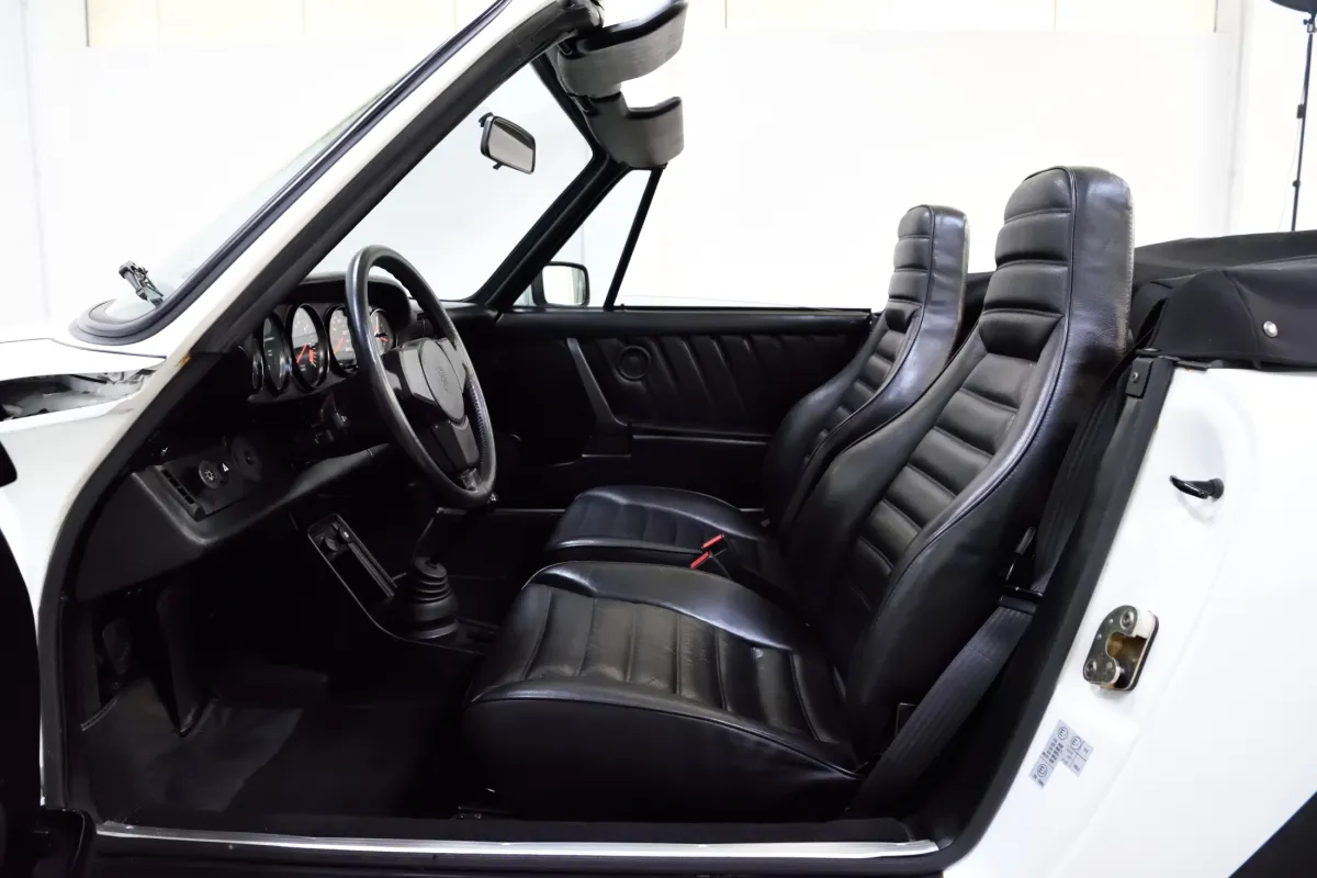 Porsche 911 SC Cabrio