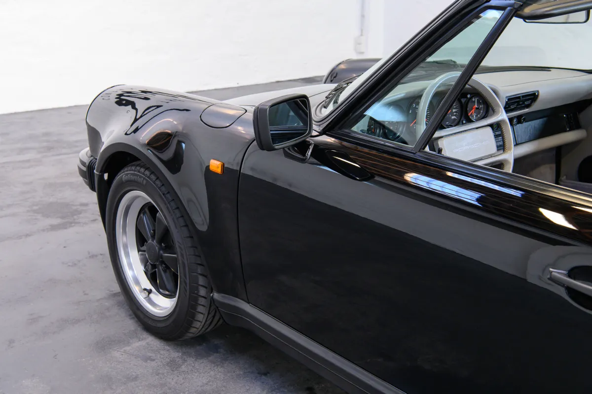 Porsche 911 Turbo Targa