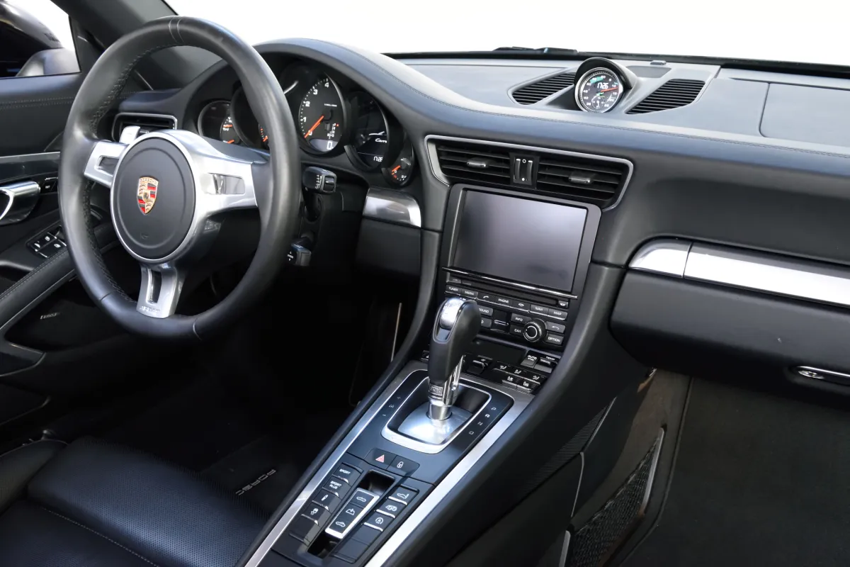 Porsche 991 Black Edition