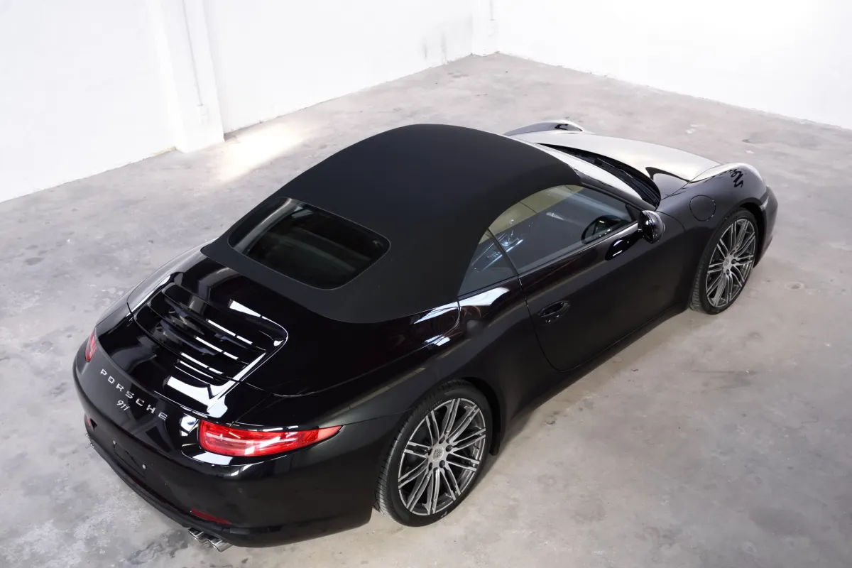 Porsche 991 Black Edition
