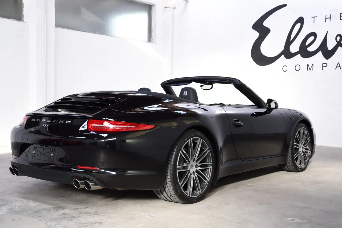 Porsche 991 Black Edition