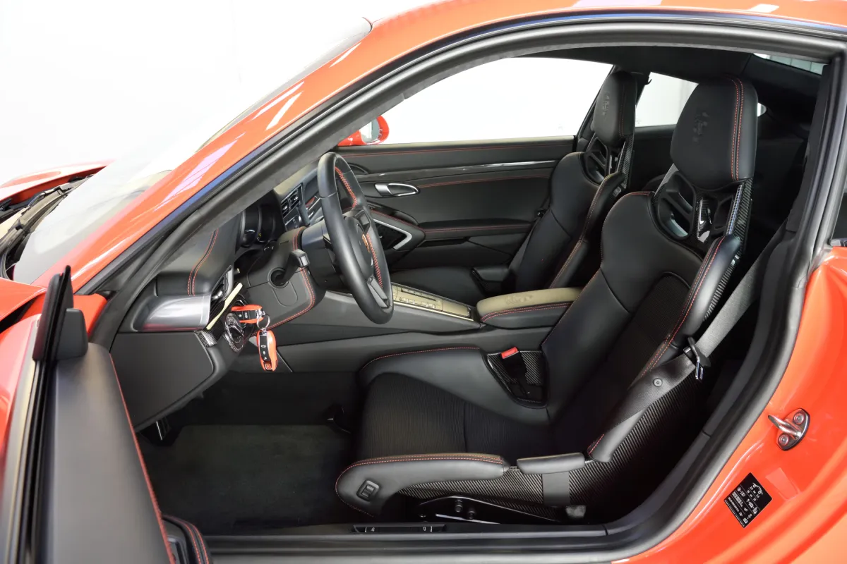 Porsche 991 GT3 Touring