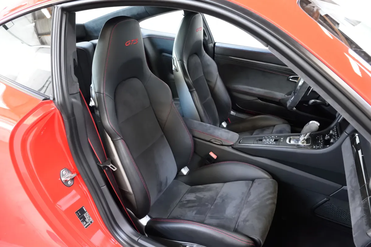 Porsche 991 Carrera GTS