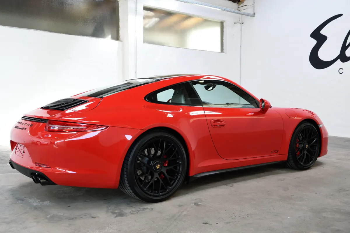 Porsche 991 Carrera GTS