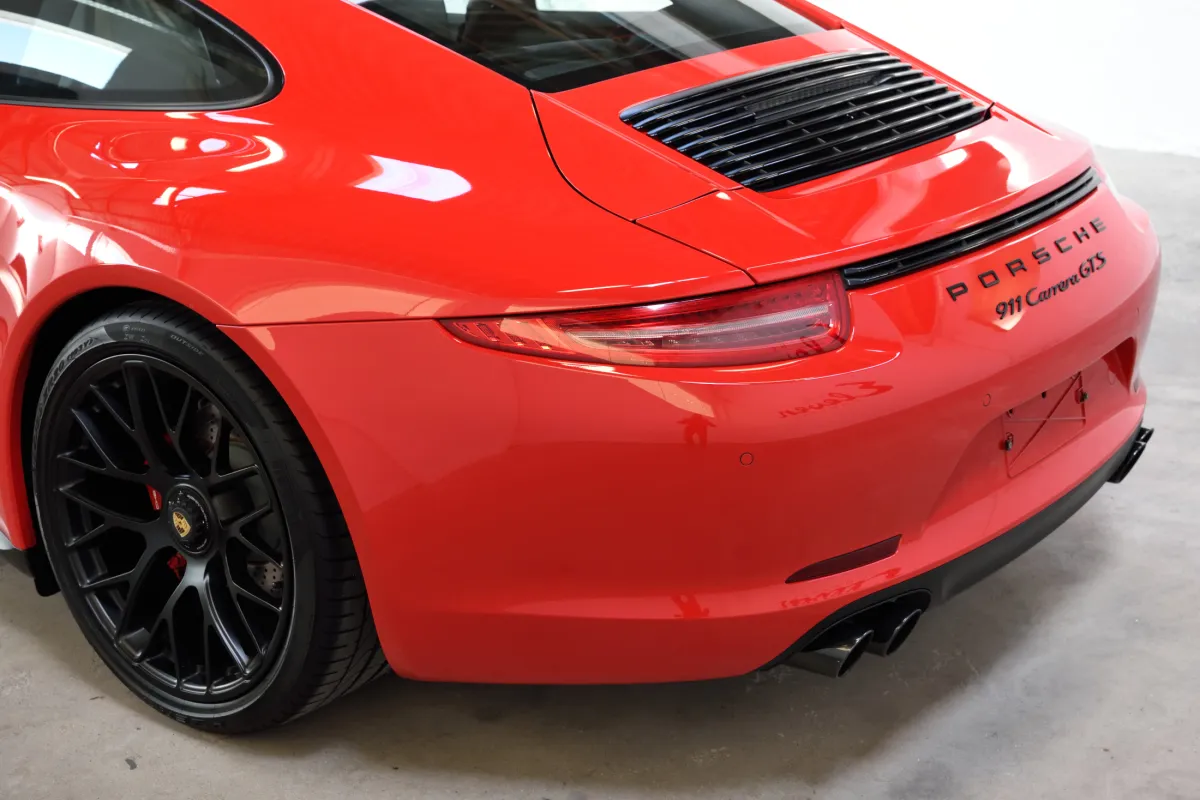 Porsche 991 Carrera GTS
