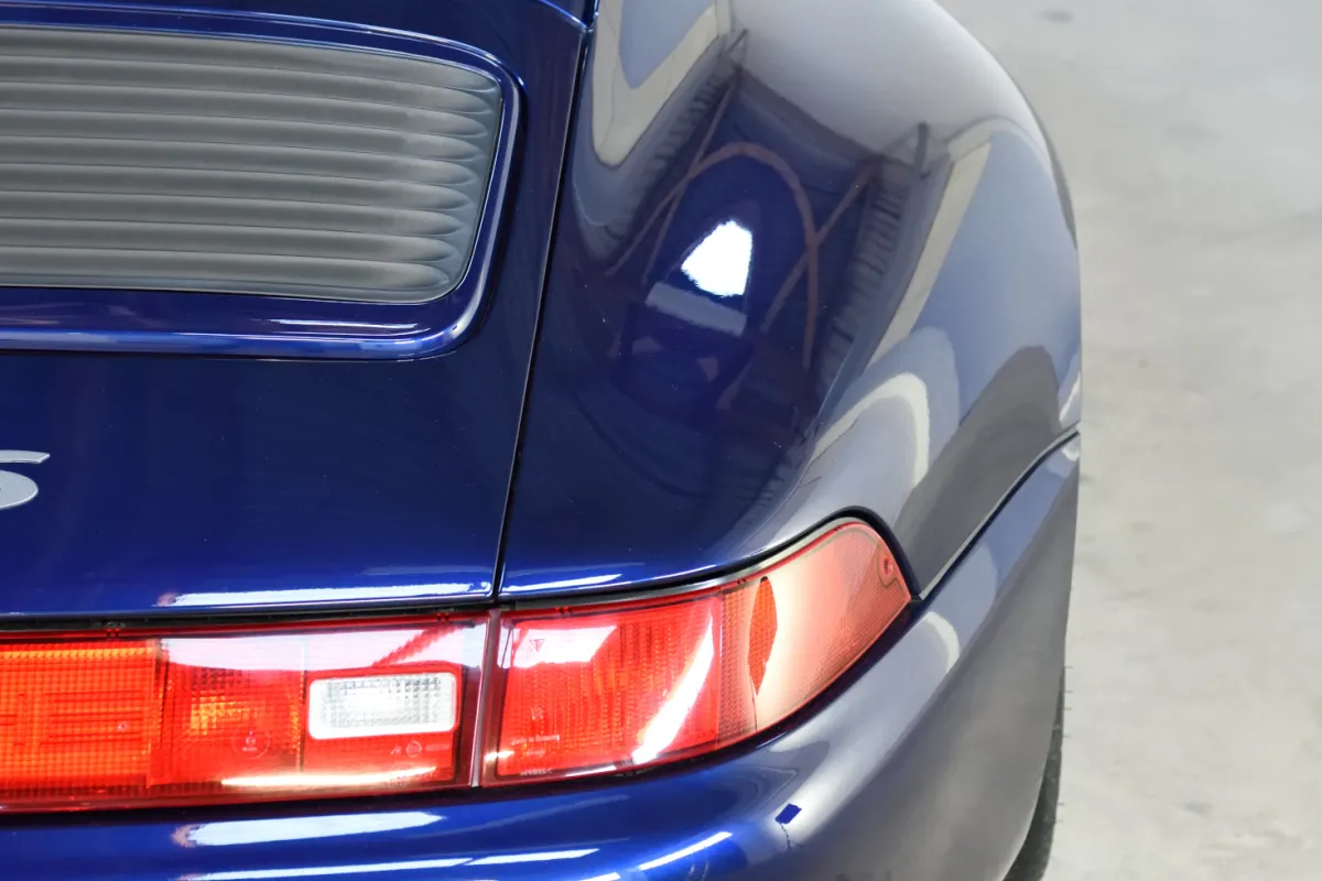 Porsche 993 Carrera 4S