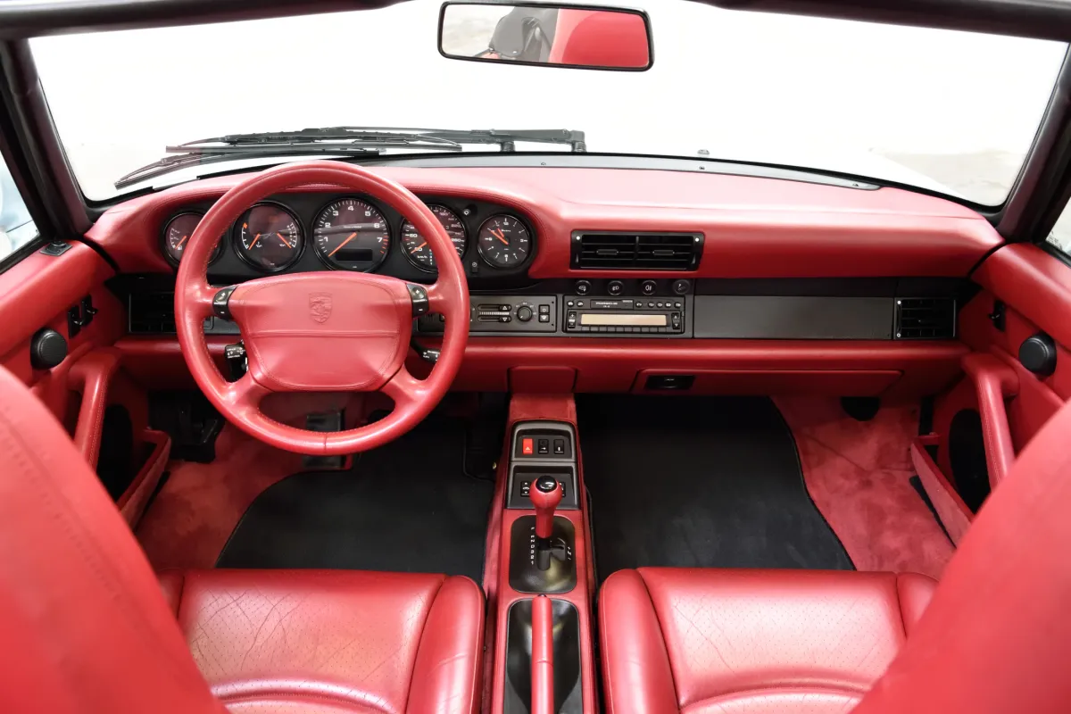 Porsche 993 Carrera Cabriolet