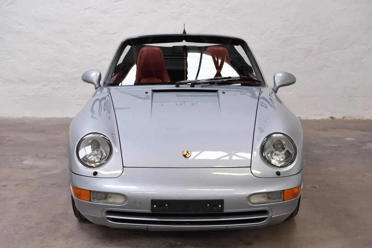 Porsche 993 Carrera Cabriolet