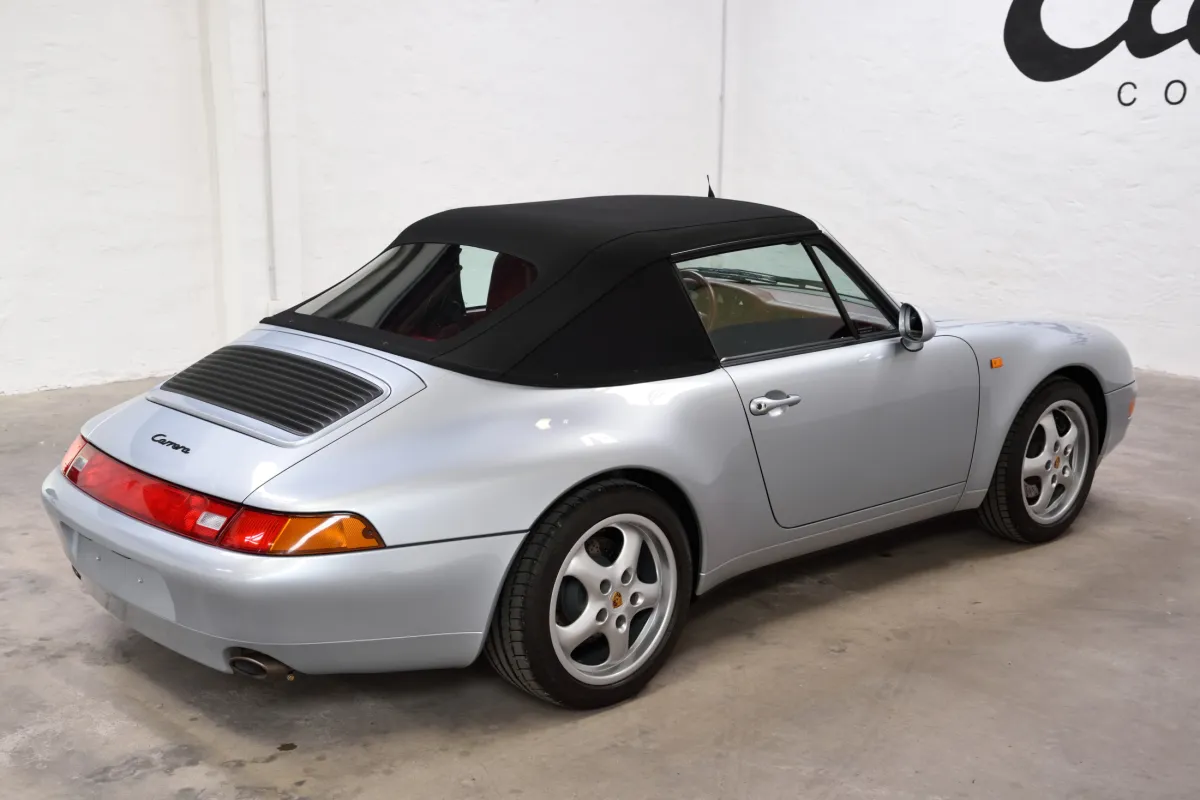 Porsche 993 Carrera Cabriolet