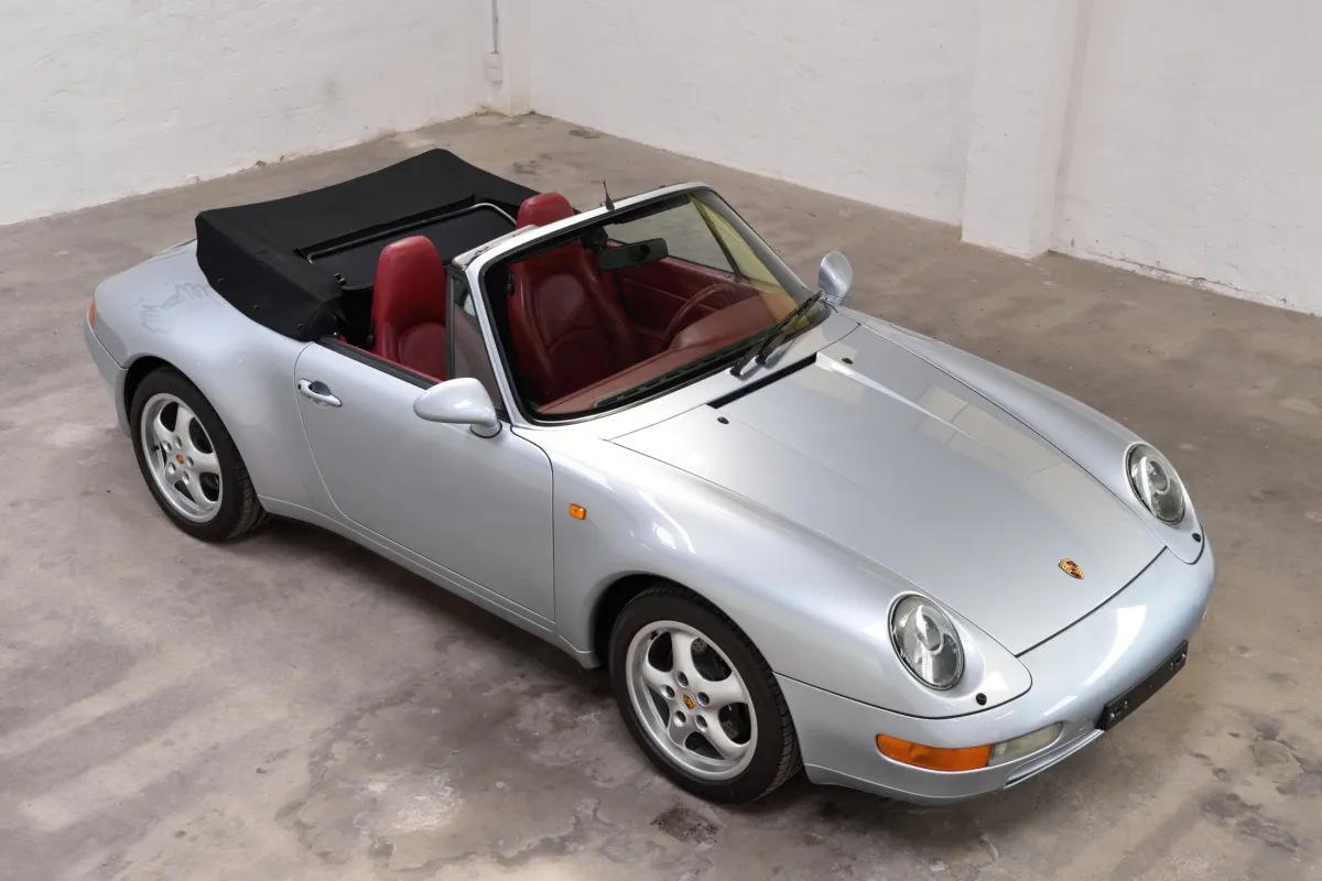 Porsche 993 Carrera Cabriolet
