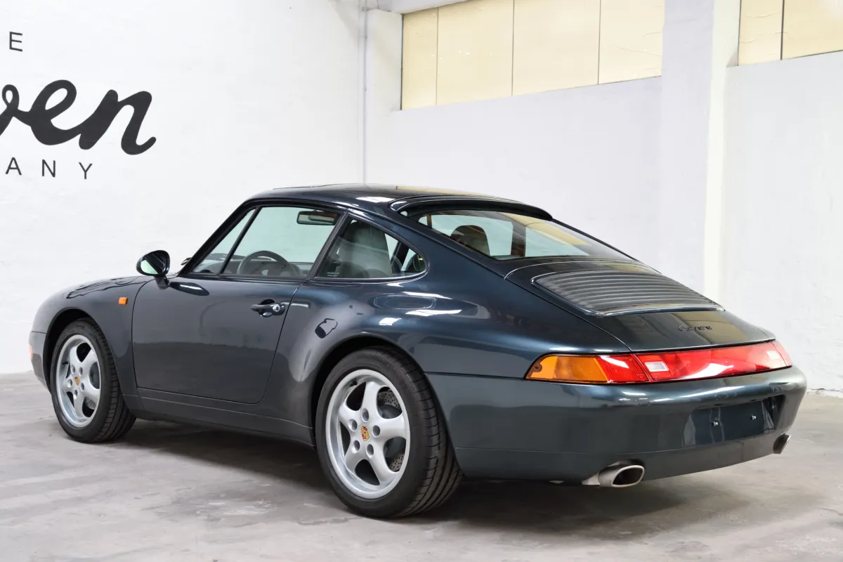 Porsche 993 Carrera aventura