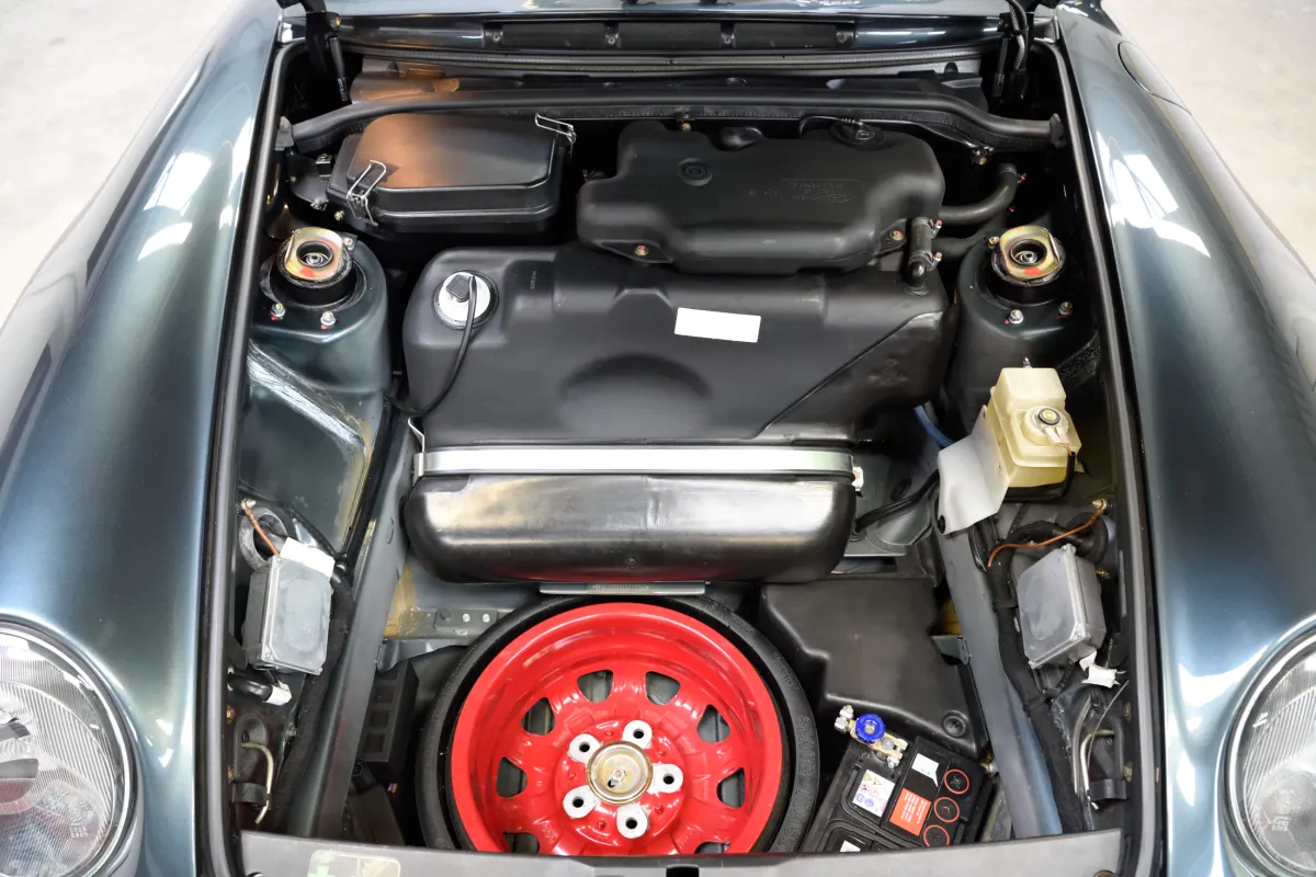 Porsche 993 Carrera aventura