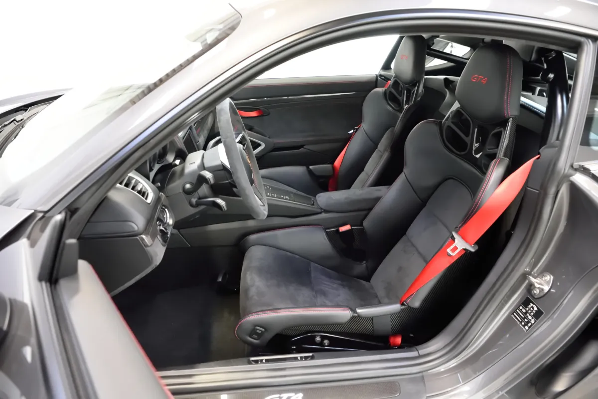 Porsche GT4 Clubsport