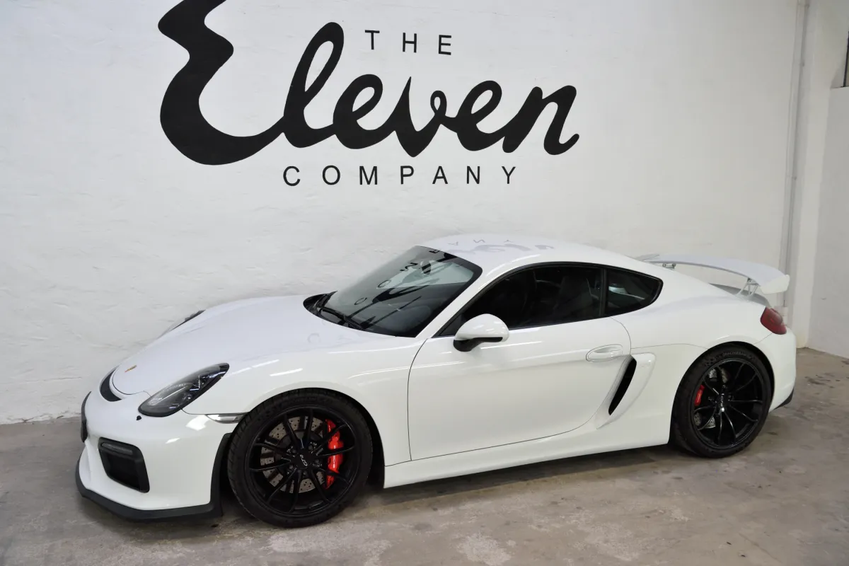 Porsche Cayman GT4