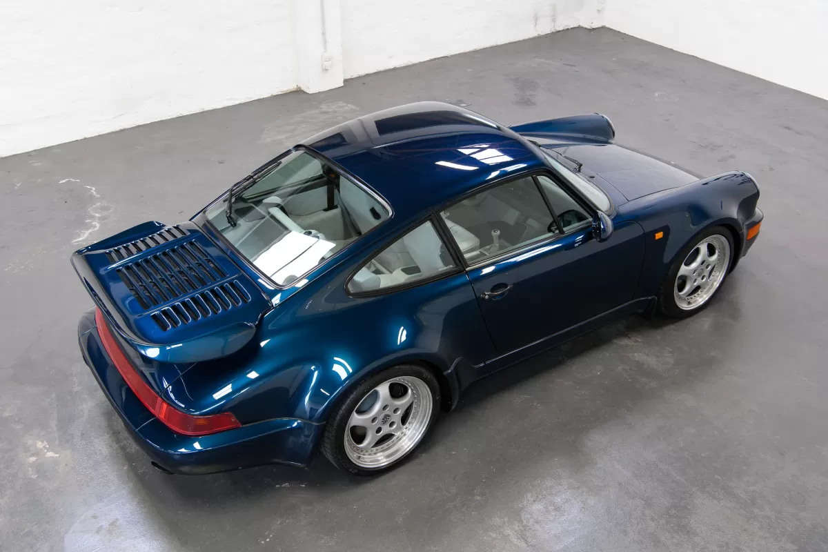 Porsche amazonas metallic