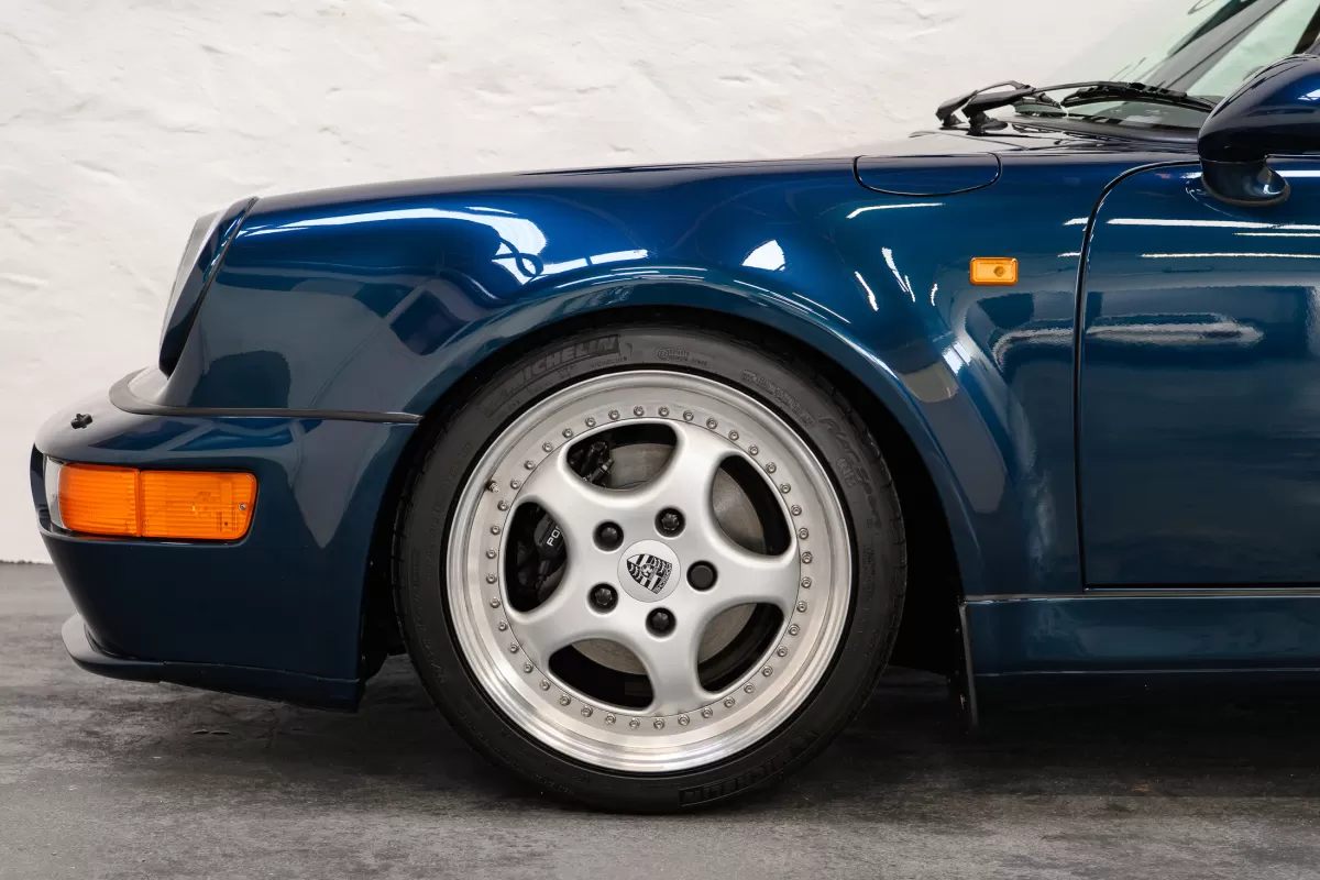 Porsche 964 Werksturbolook