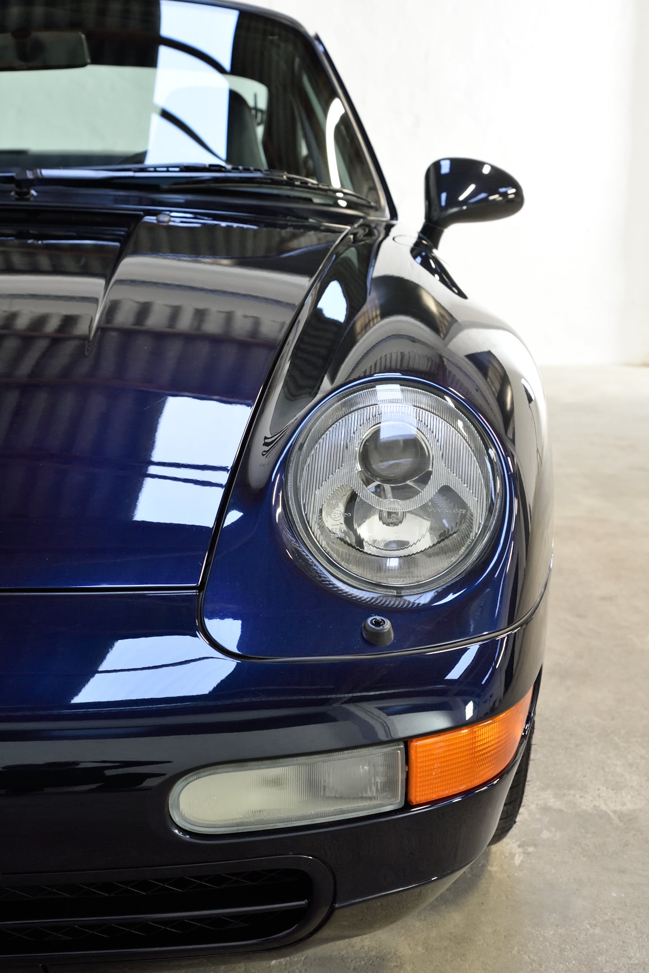 Porsche 993 Carrera nachtblau unfallfrei